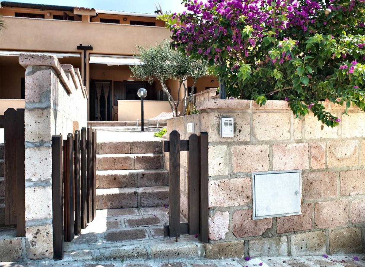 Porto Alabe Sardegna.... A Due Passi Dal Mare Tresnuraghes